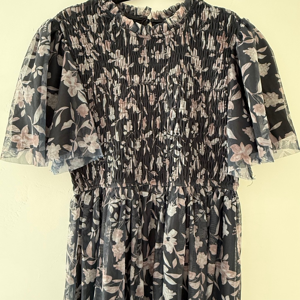 Orange Creek Los Angeles Floral Mesh Smocked Midi Dress Black Pink Large ID48287
